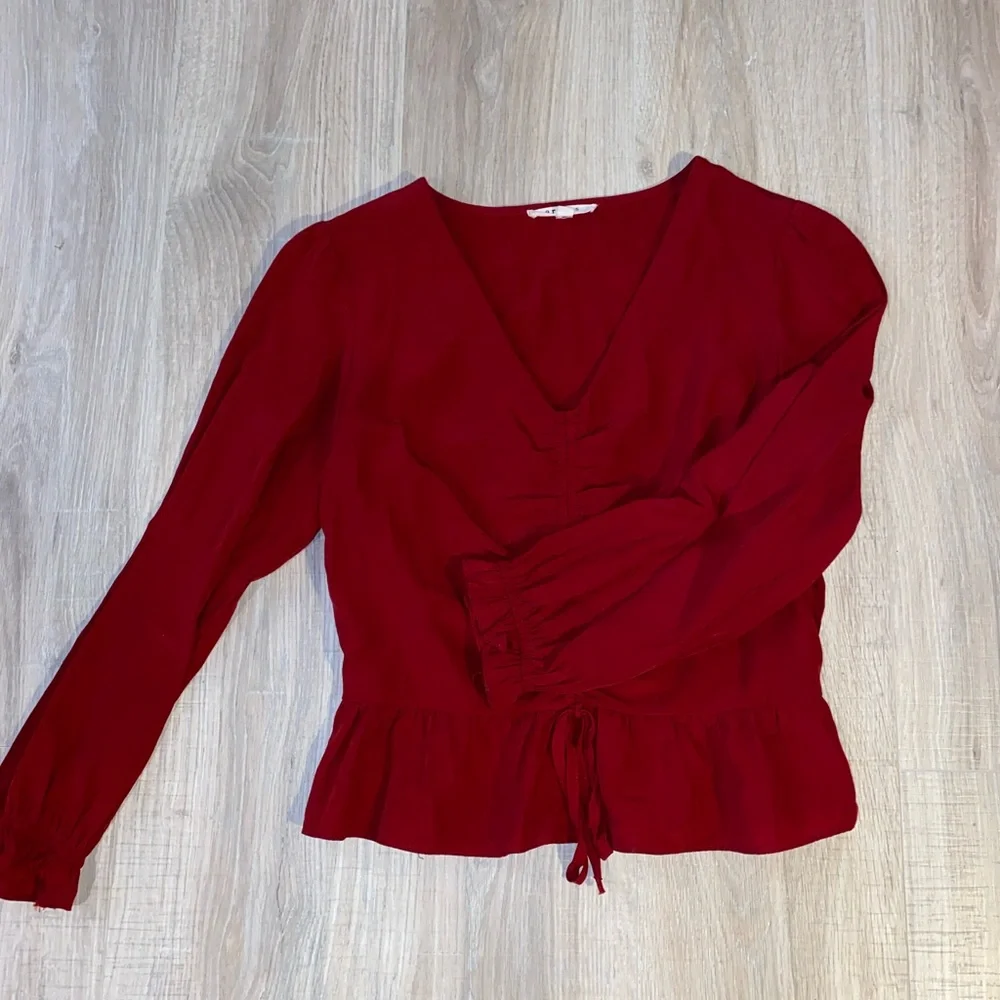 Red Peasant Top - Picture 3 of 3